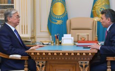 Касым-Жомарт Токаев принял министра торговли и интеграции Бахыта Султанова