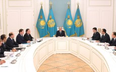 Глава государства провел совещание в связи с авиакатастрофой близ Алматы