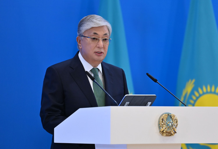 Президент провел встречу с общественностью Карагандинской области