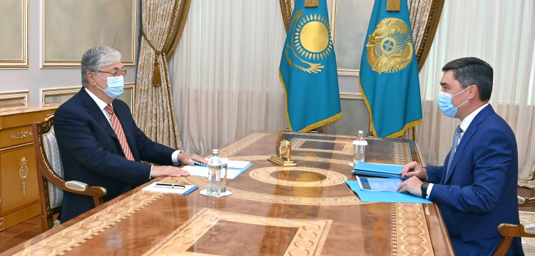 Глава государства принял председателя Агентства по противодействию коррупции Олжаса Бектенова