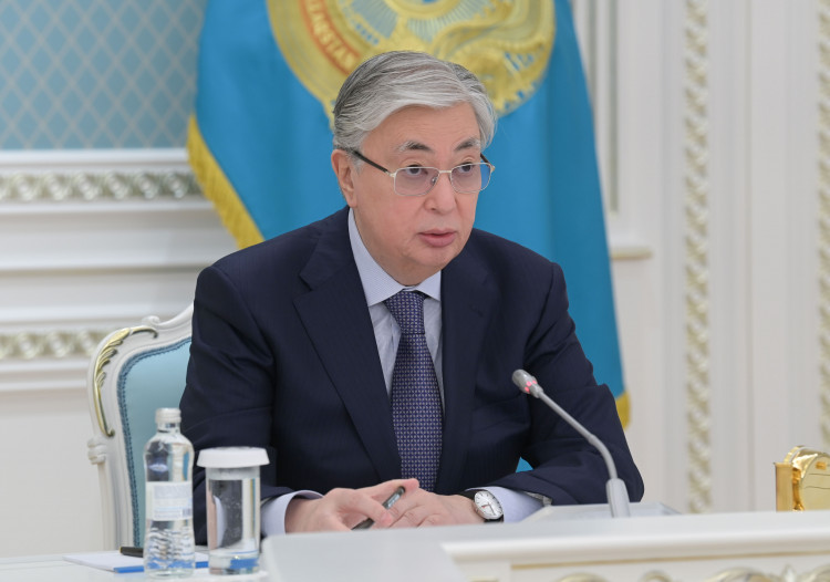 Президент Қасым-Жомарт Тоқаев жаңадан тағайындалған Қорғаныс министрін таныстырды