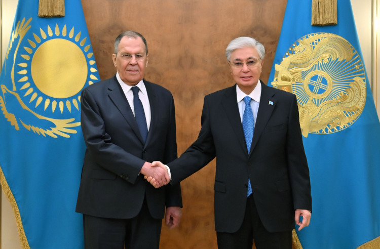 Глава государства принял министра иностранных дел Российской Федерации Сергея Лаврова