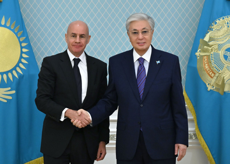 Глава государства принял президента Международной федерации лыжного спорта и сноуборда (FIS) Йохана Элиаша