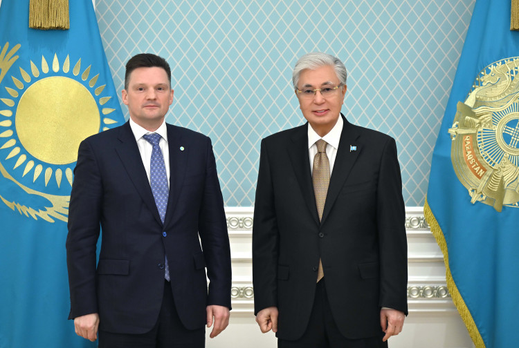 Президент Касым-Жомарт Токаев принял председателя правления Евразийского банка развития Николая Подгузова