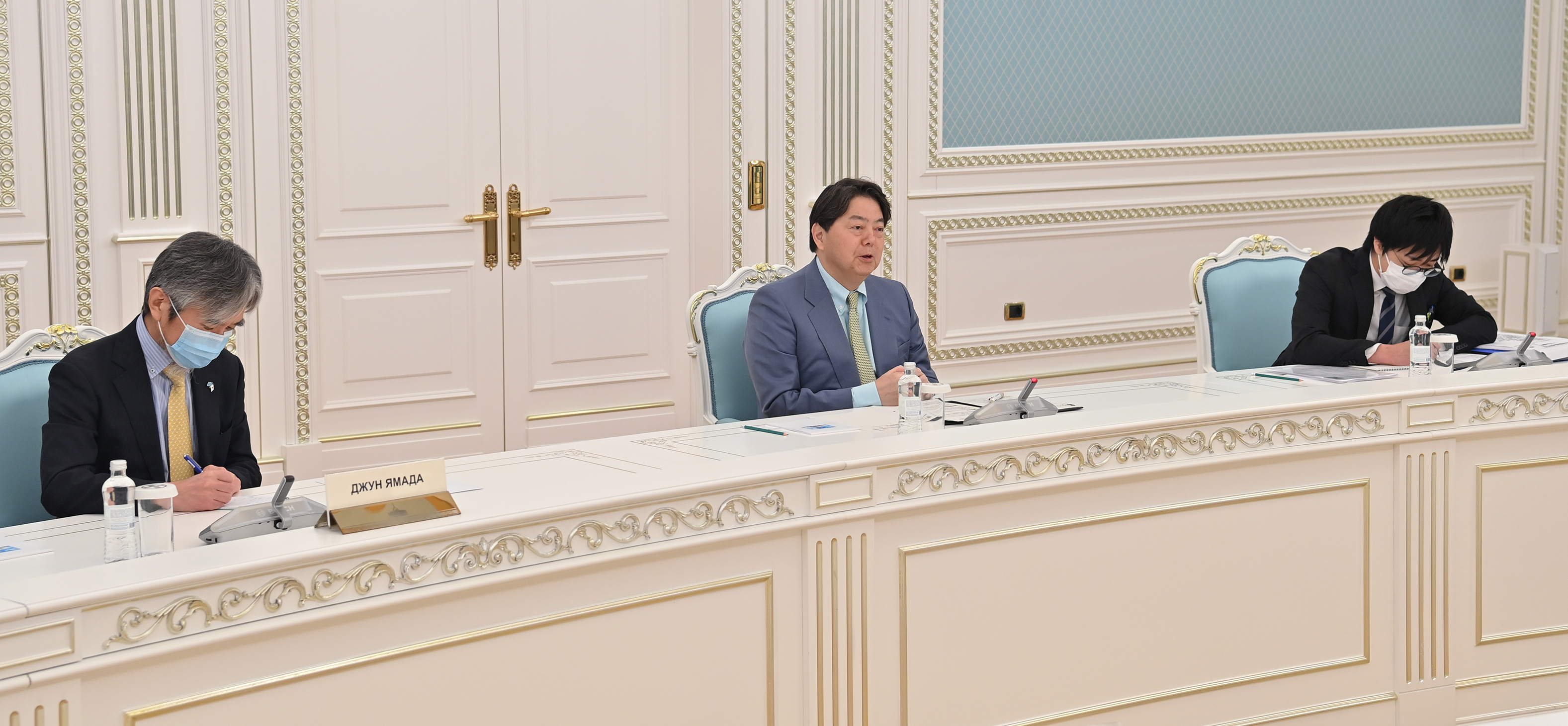 Президент Жапонияның Сыртқы істер министрін қабылдады