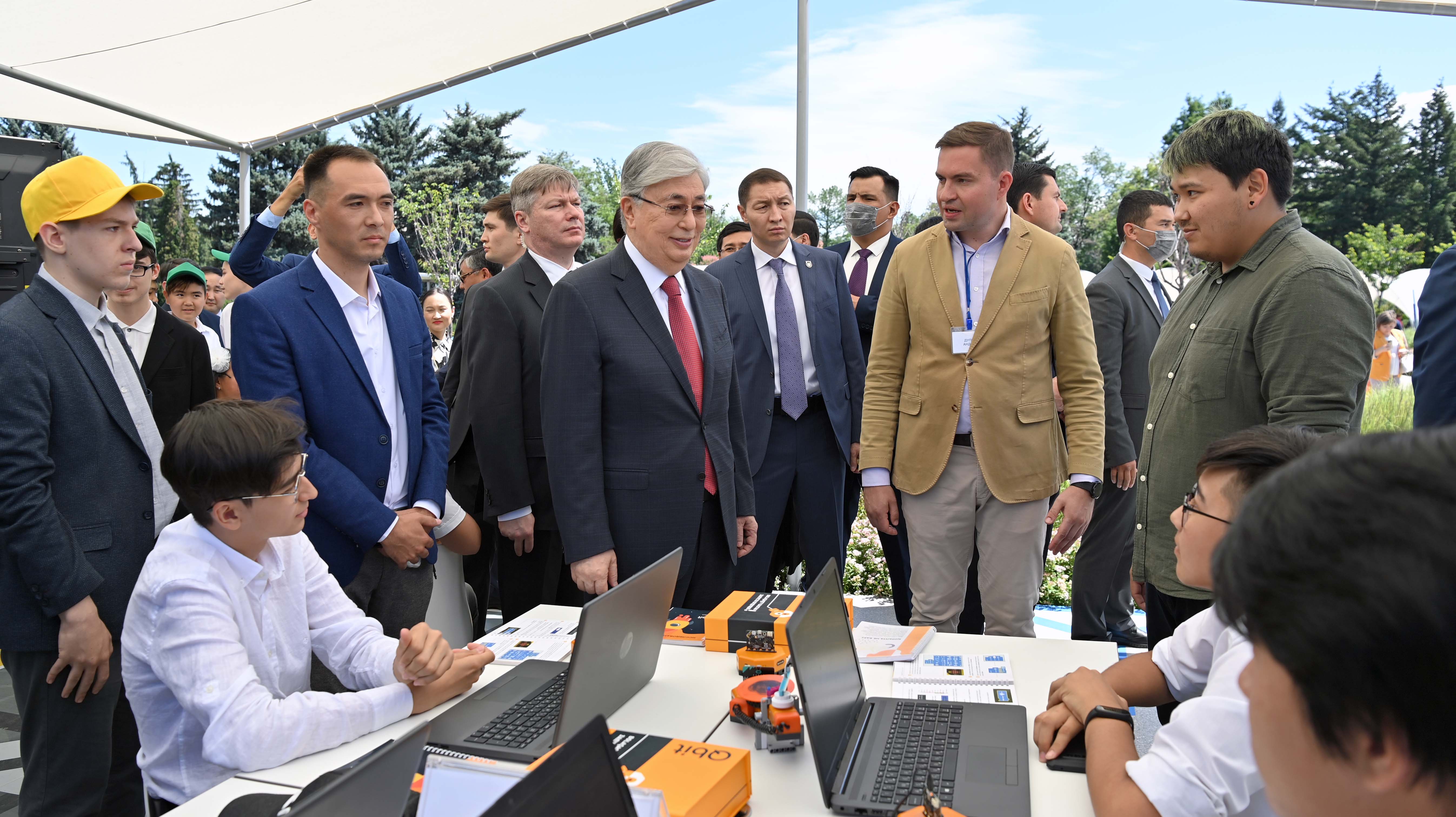Президент «Алматы БалаFest» фестивалінің жеңімпаздарын құттықтады